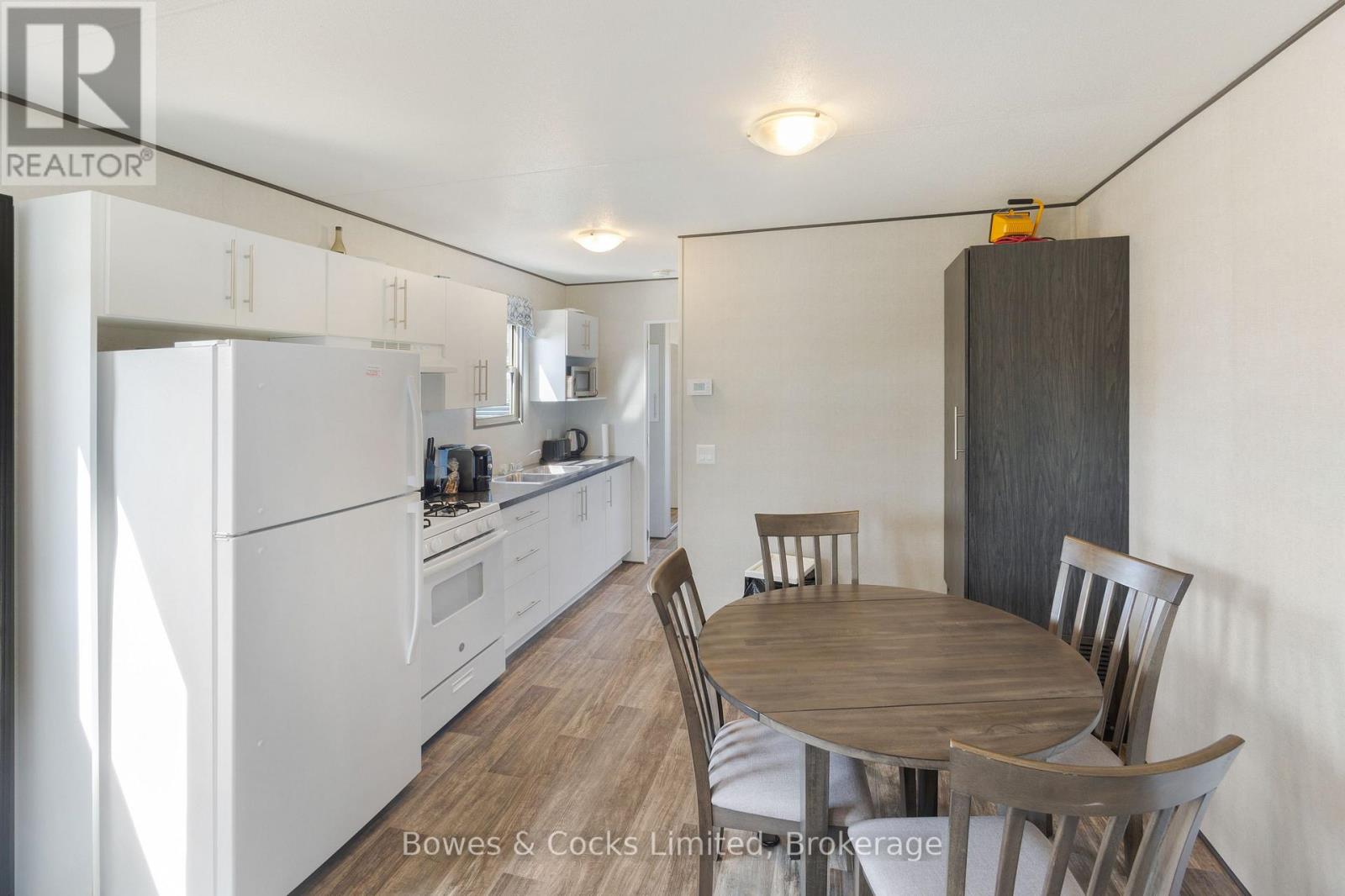 #10 LAMBTON 1235 VILLIERS LINE - 11