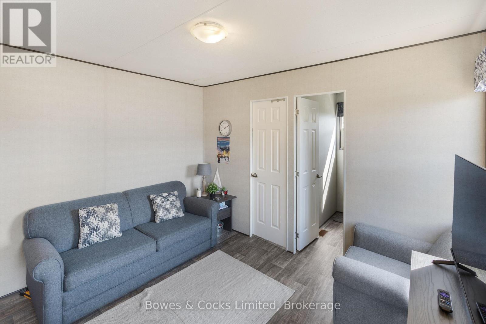 #10 LAMBTON 1235 VILLIERS LINE - 5