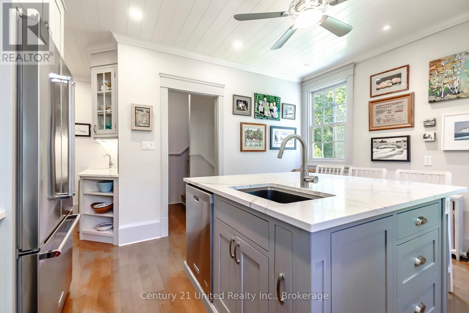 408 BELMONT AVENUE - 23