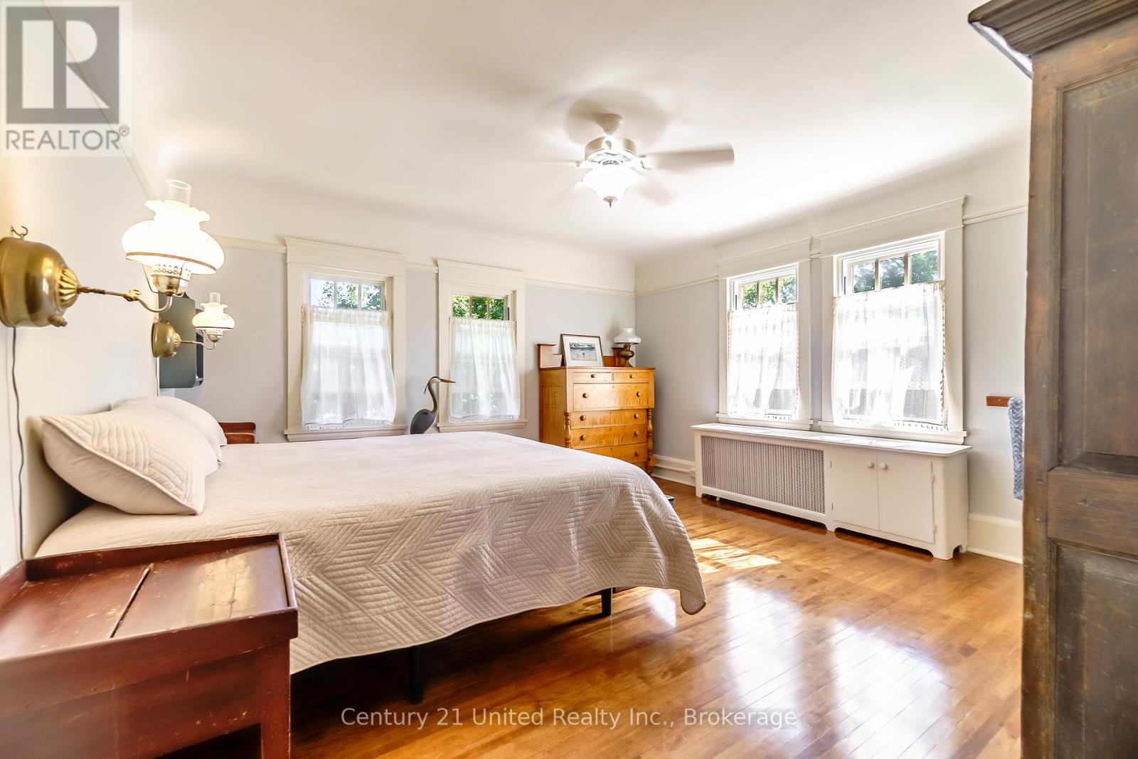 408 BELMONT AVENUE - 27