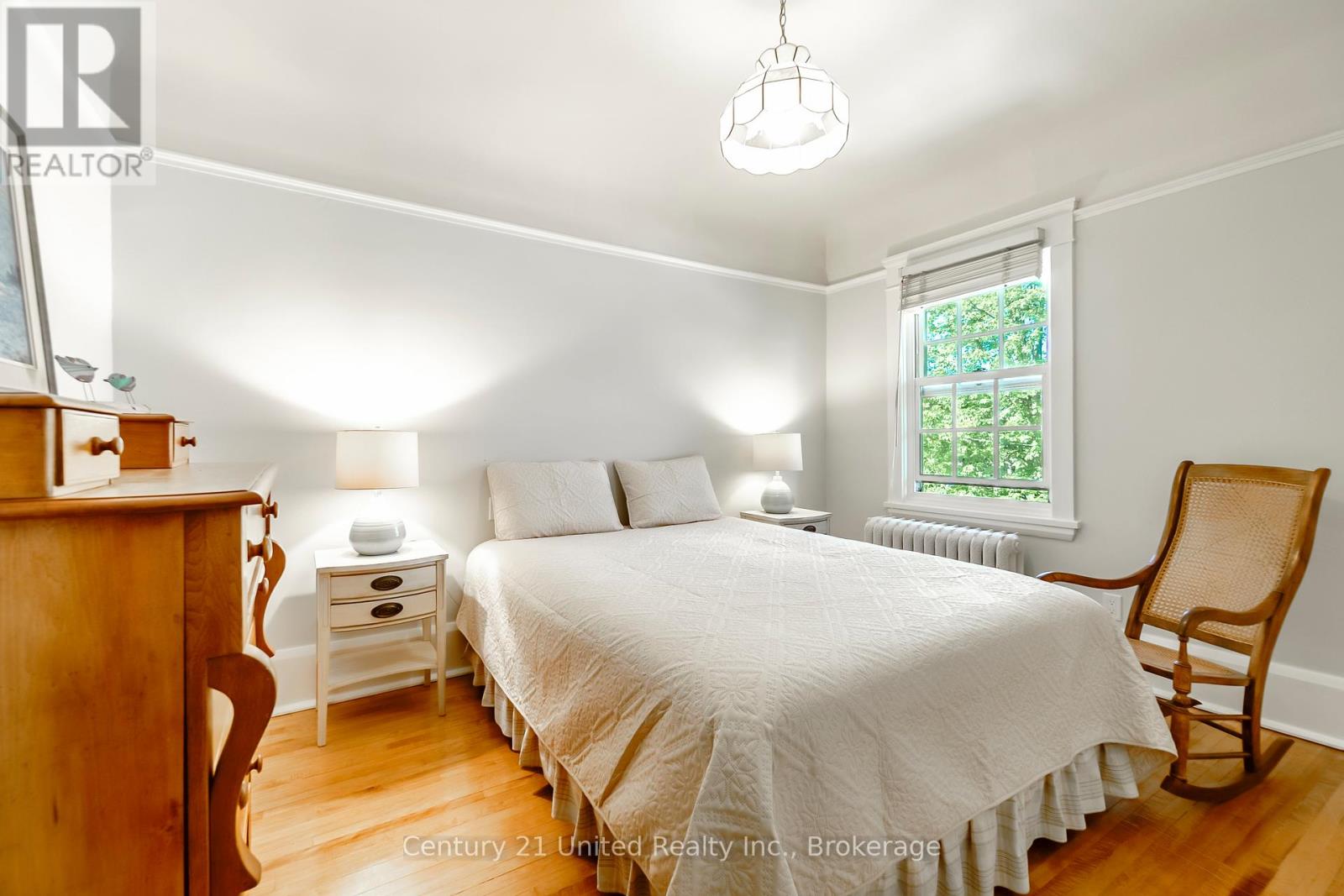 408 BELMONT AVENUE - 34