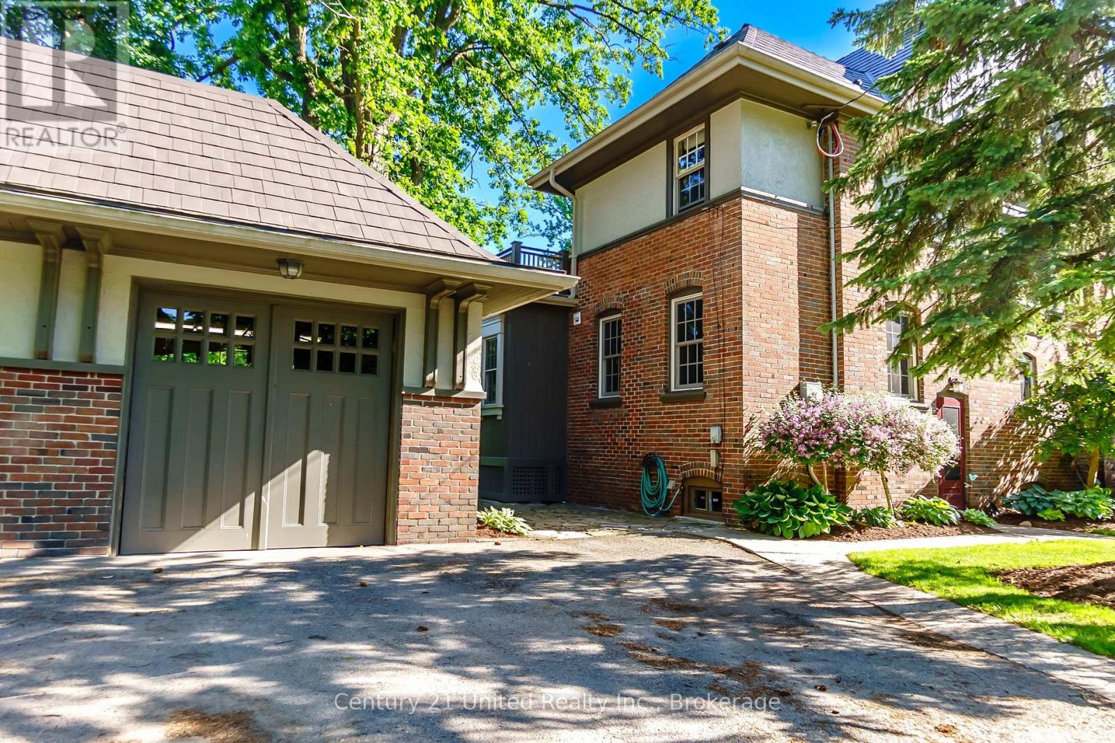 408 BELMONT AVENUE - 39