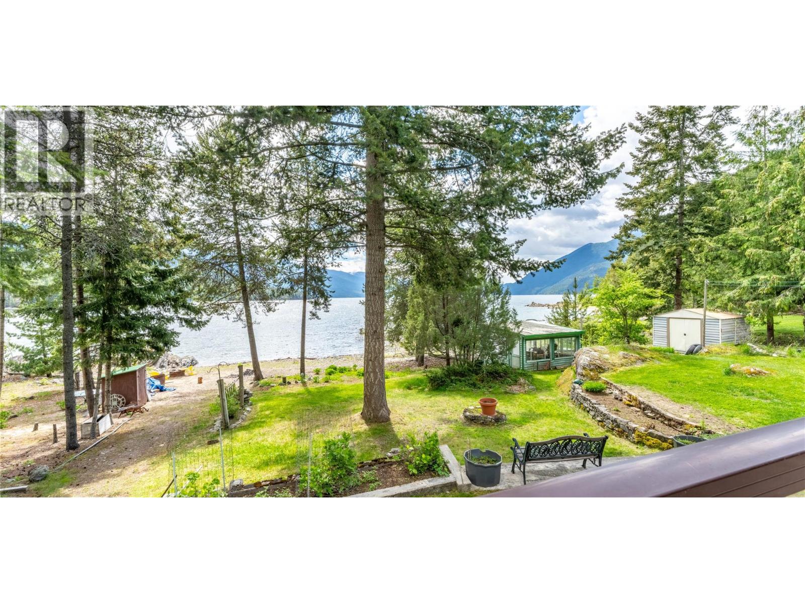 #17541 17545 Pilot Bay Road - 34