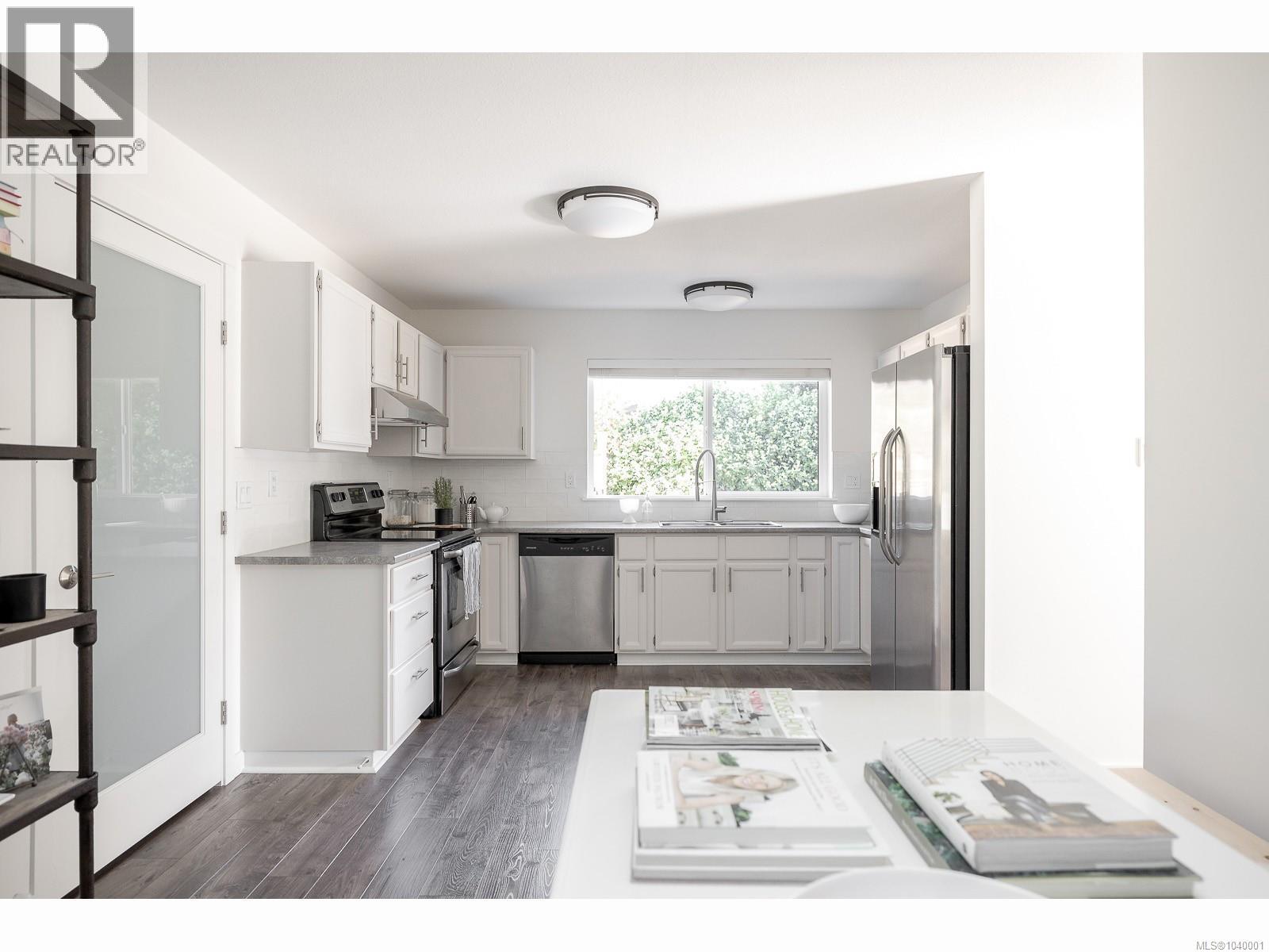 538 TAMARACK Dr - 26