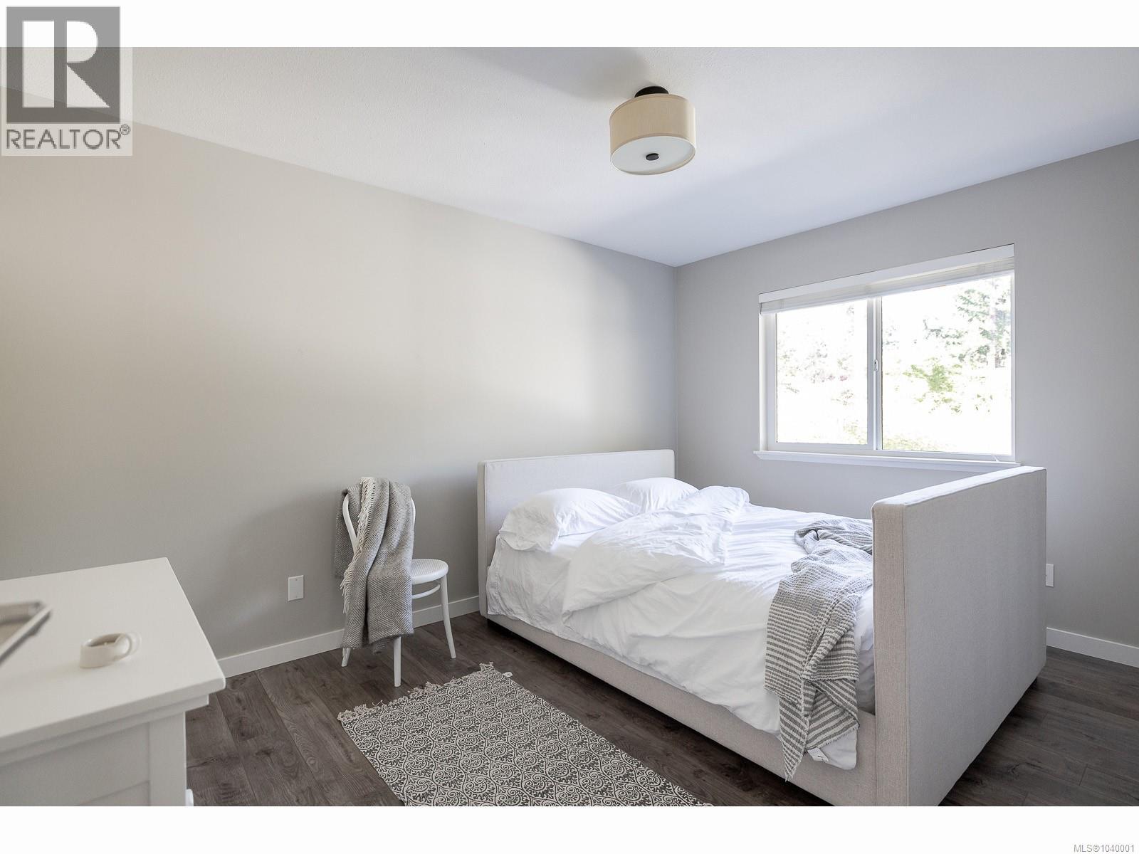 538 TAMARACK Dr - 42