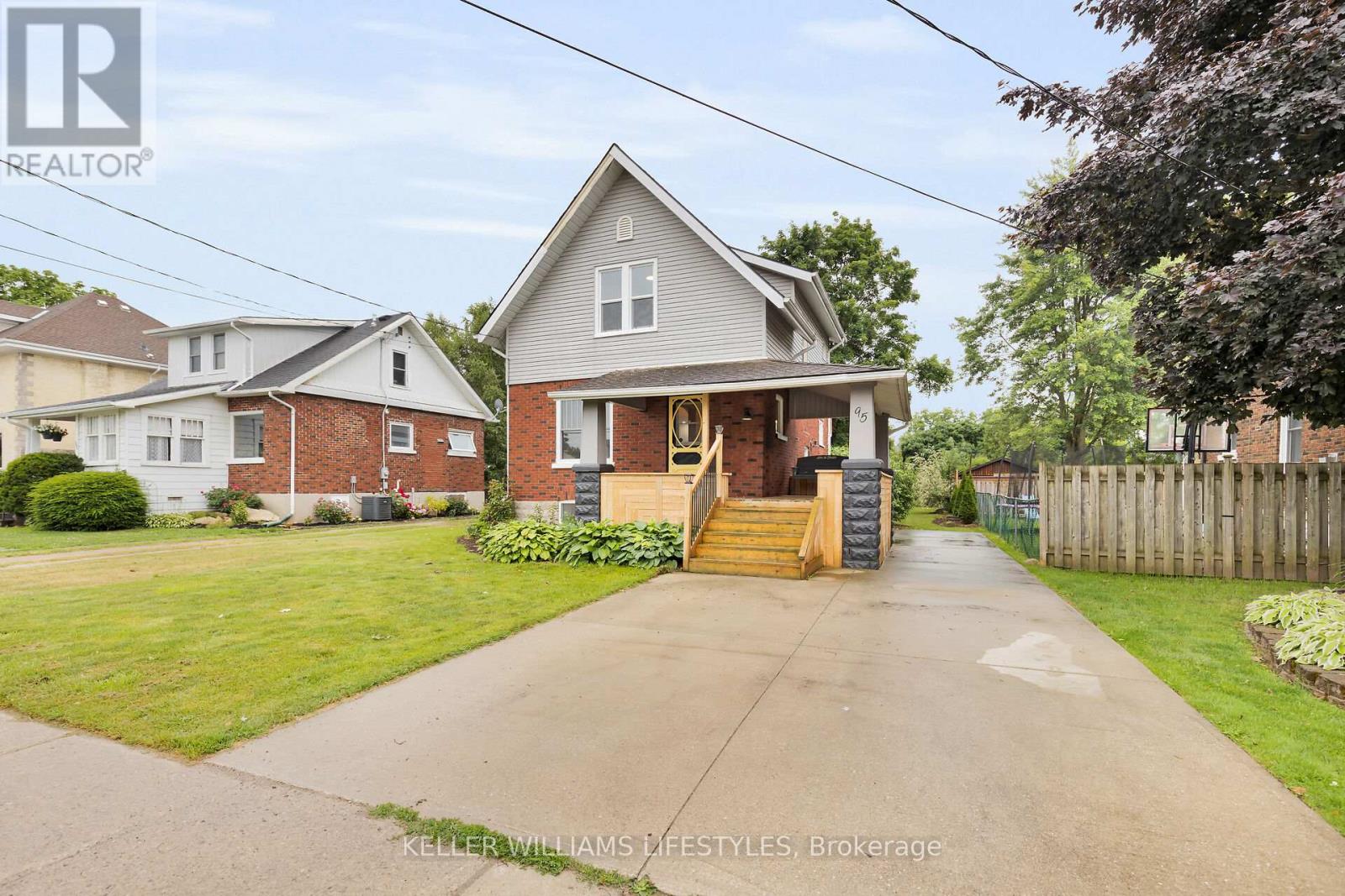 95 JOHN STREET E - 1