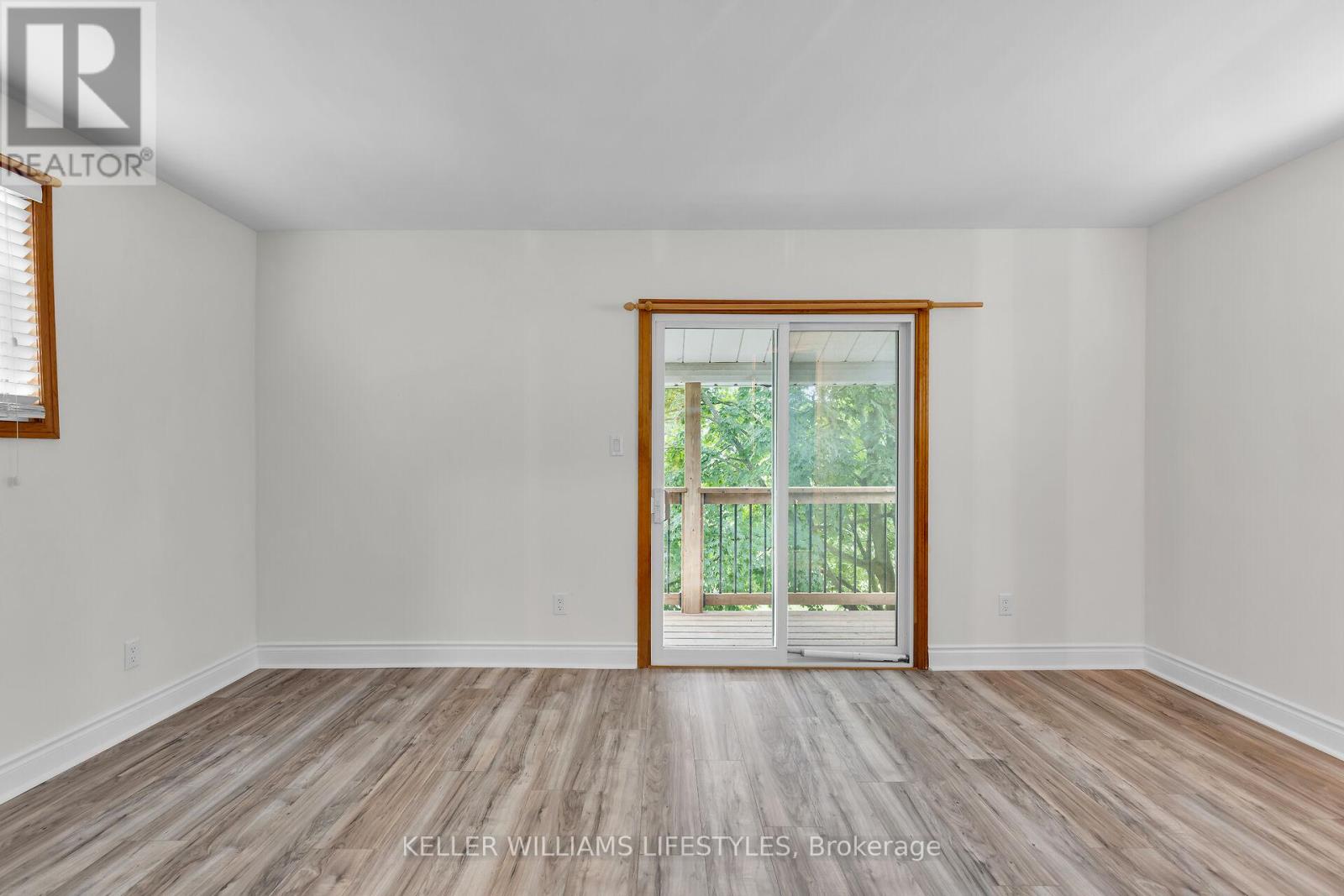 95 JOHN STREET E - 27