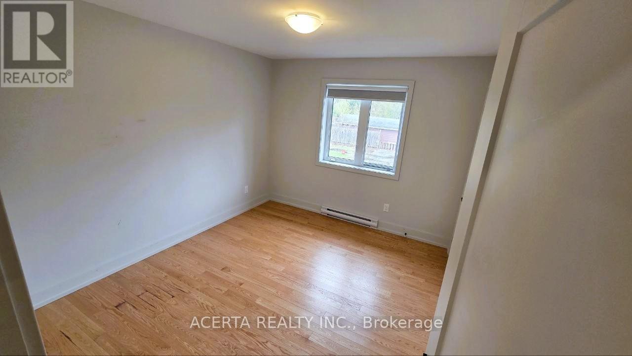 3 Bed, 2 Bath House for Rent in Ottawa – B – 1252 TRENTON AVENUE, Ottawa – MLS# X13426780 - Image 13