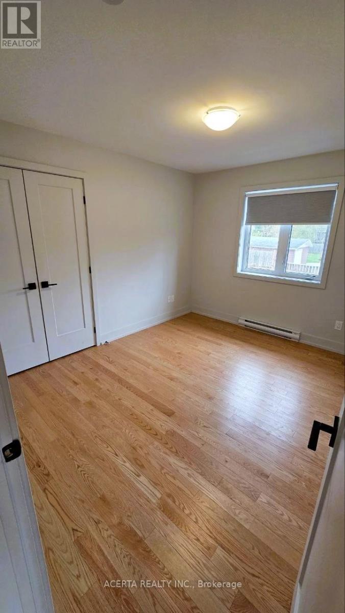 3 Bed, 2 Bath House for Rent in Ottawa – B – 1252 TRENTON AVENUE, Ottawa – MLS# X13426780 - Image 16