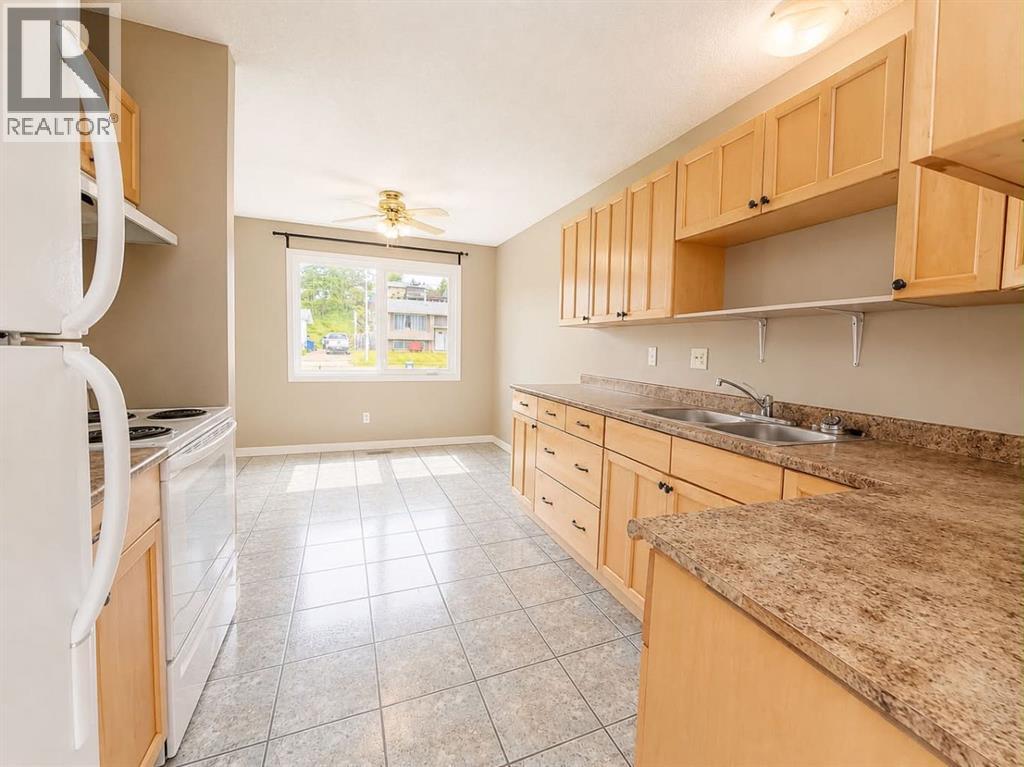 #25, 97th 97th Avenue - photo 3
