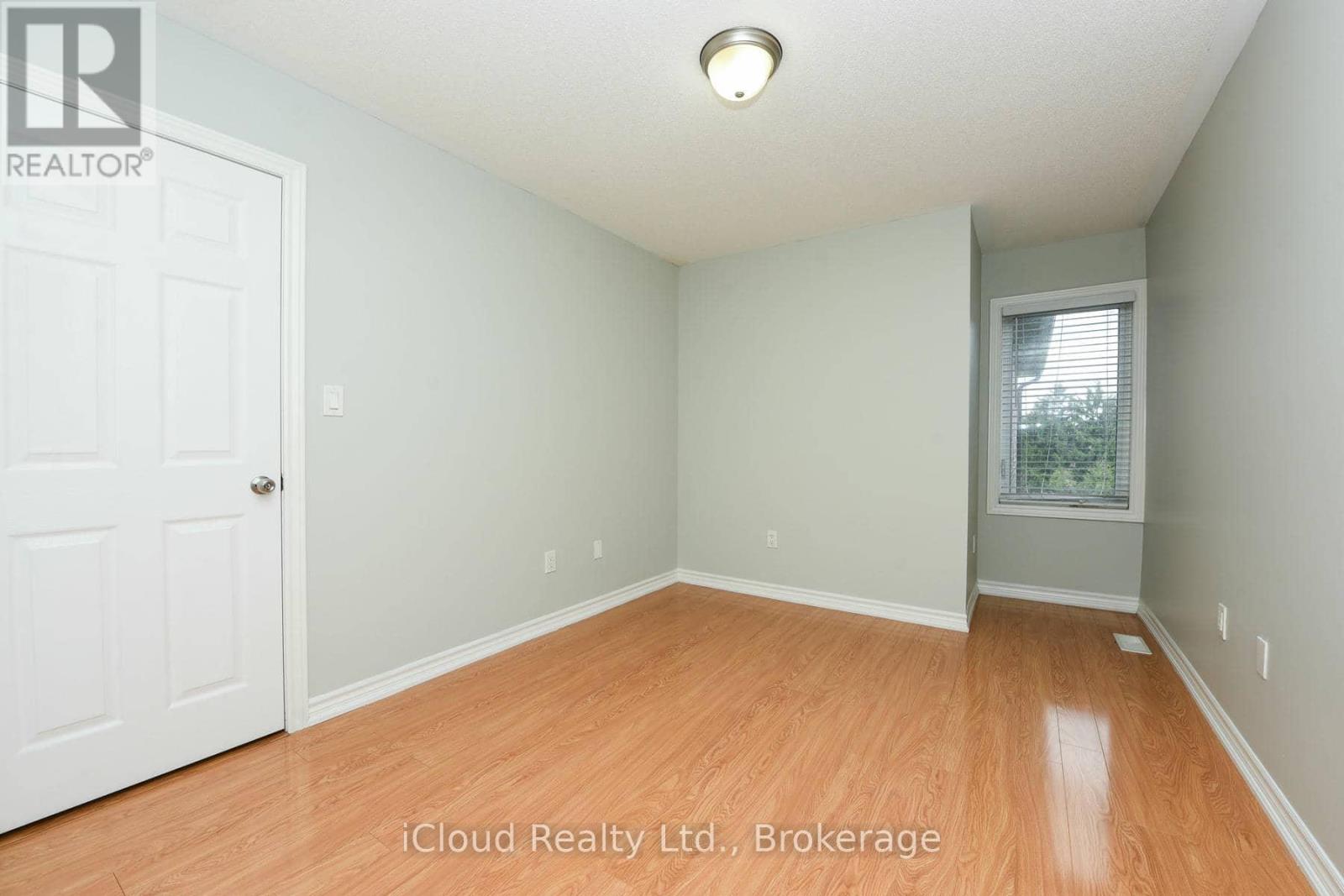 74 GAMMON CRESCENT - 24