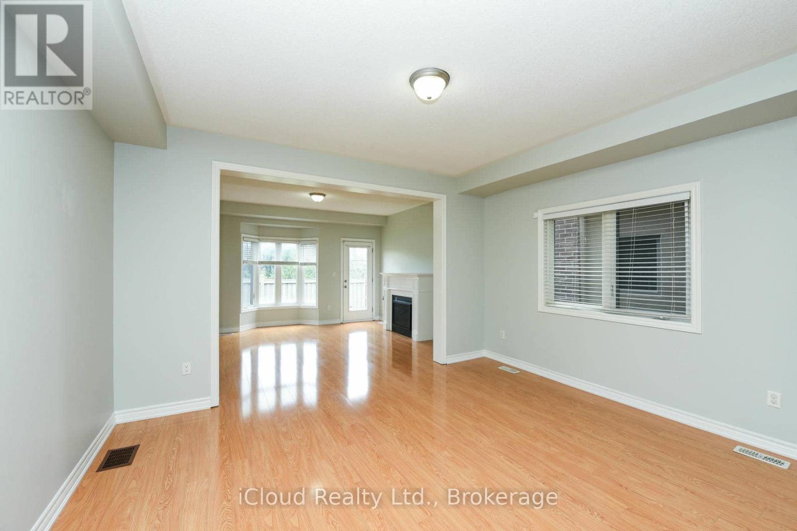 74 GAMMON CRESCENT - 4