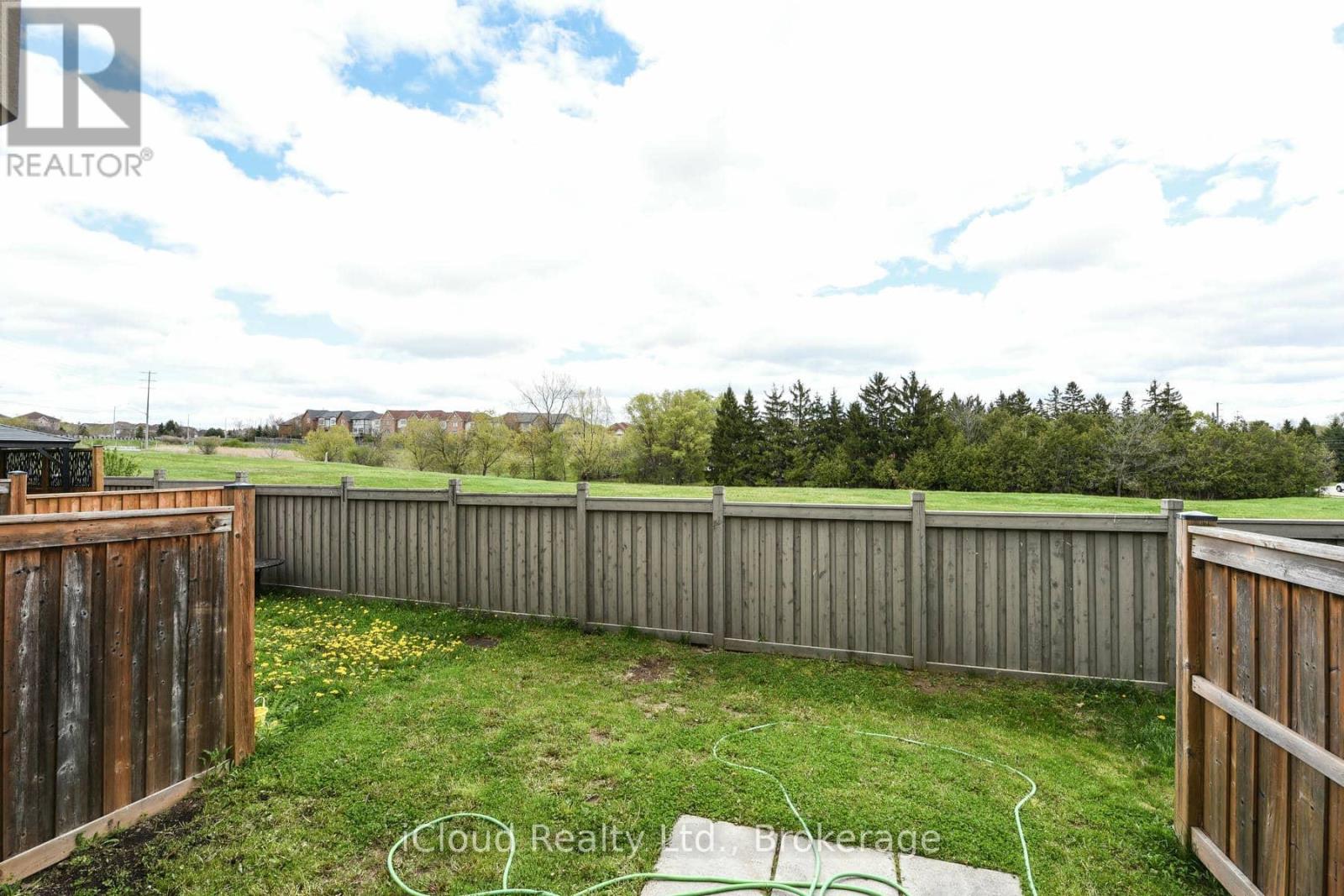74 GAMMON CRESCENT - 32
