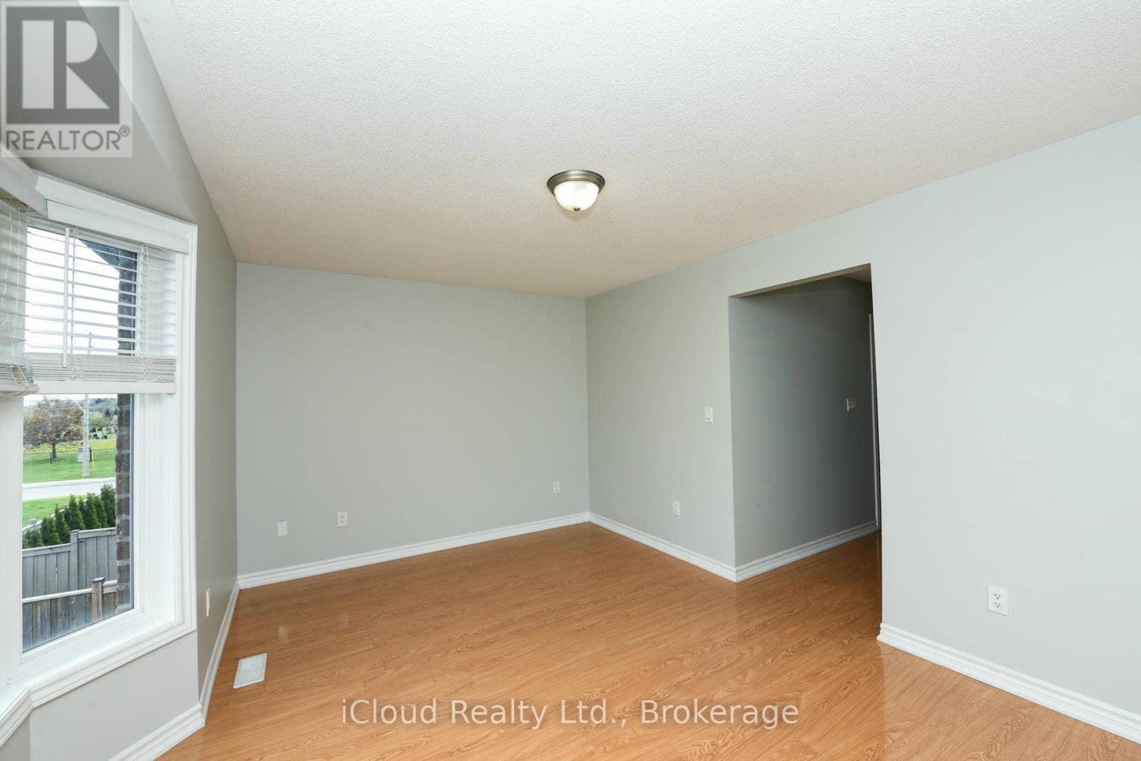 74 GAMMON CRESCENT - 22