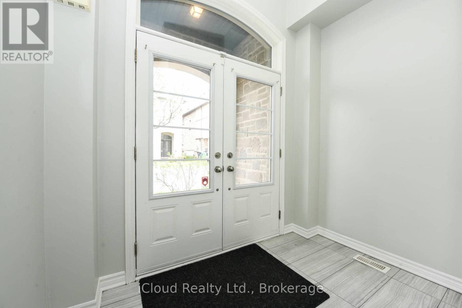 74 GAMMON CRESCENT - 2