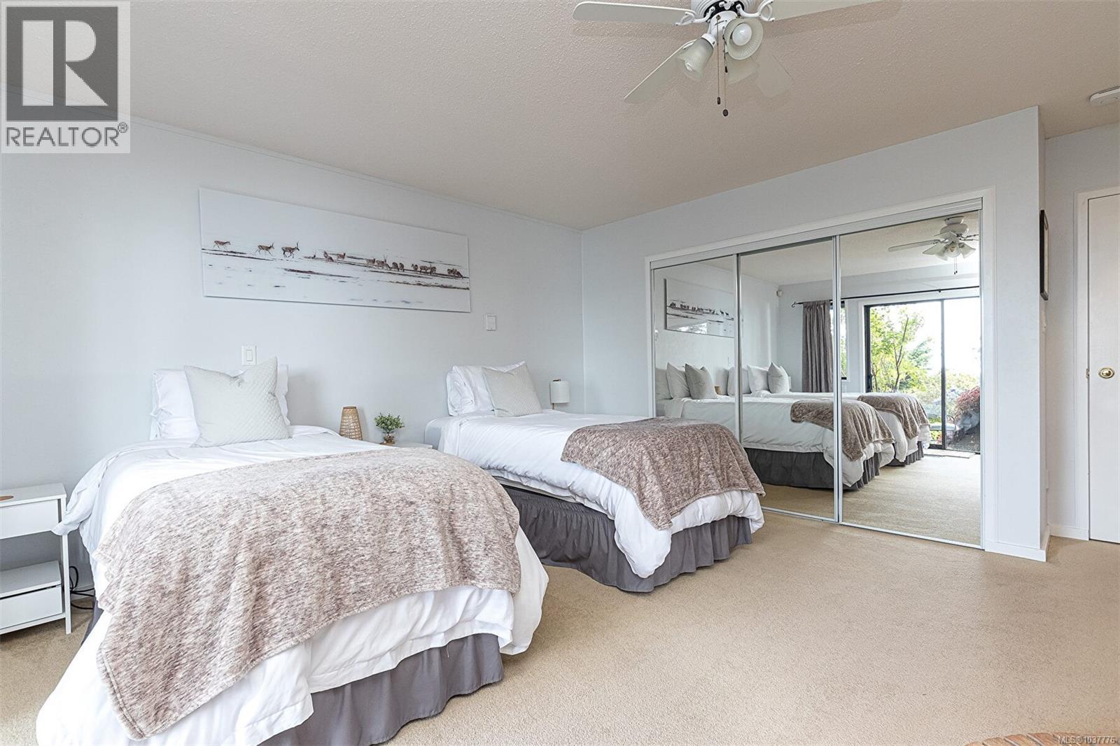7954 West Coast Rd - 25