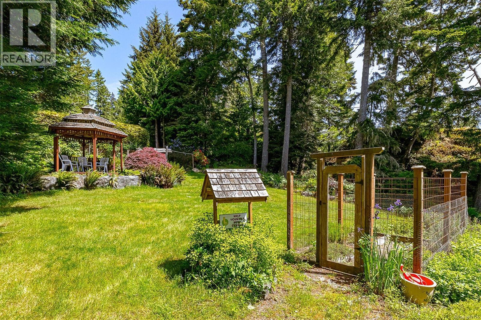7954 West Coast Rd - 44