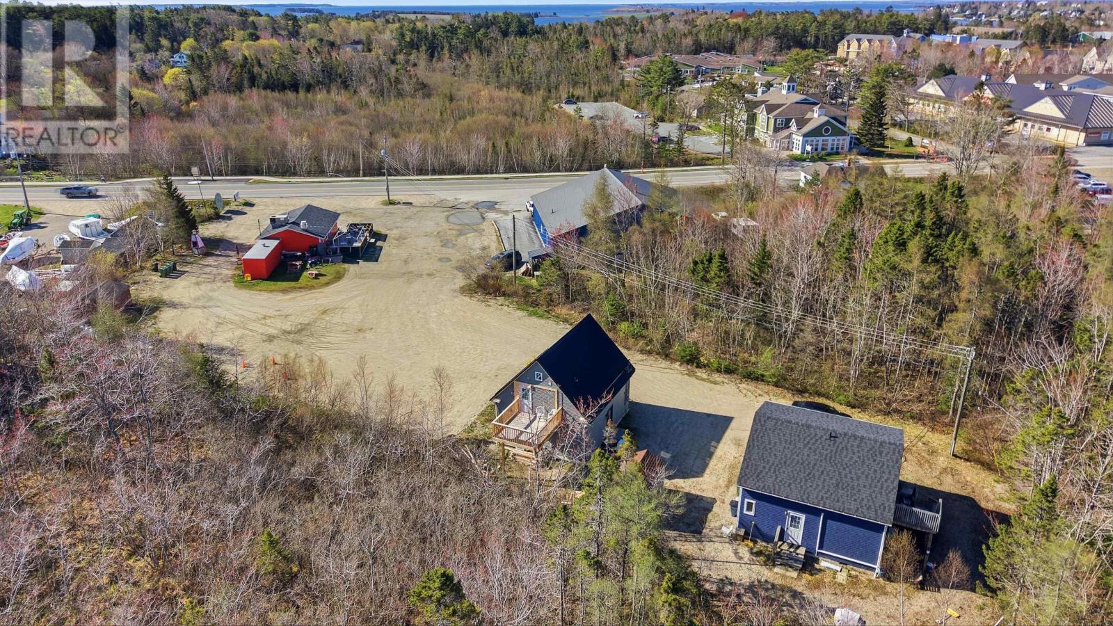 3760 Highway 3 - 6