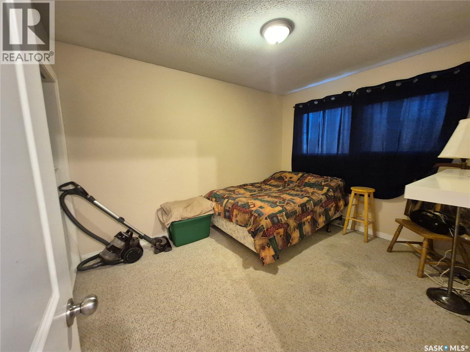 1118 PARK AVENUE - 13