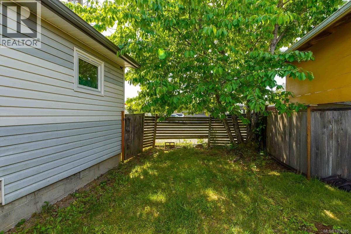 4360 Morton St - 7