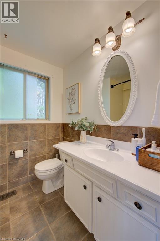 435A LEE Avenue - 25