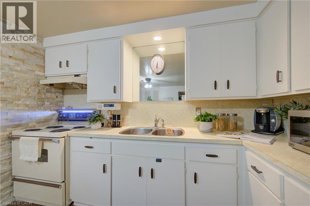 435A LEE Avenue - 13
