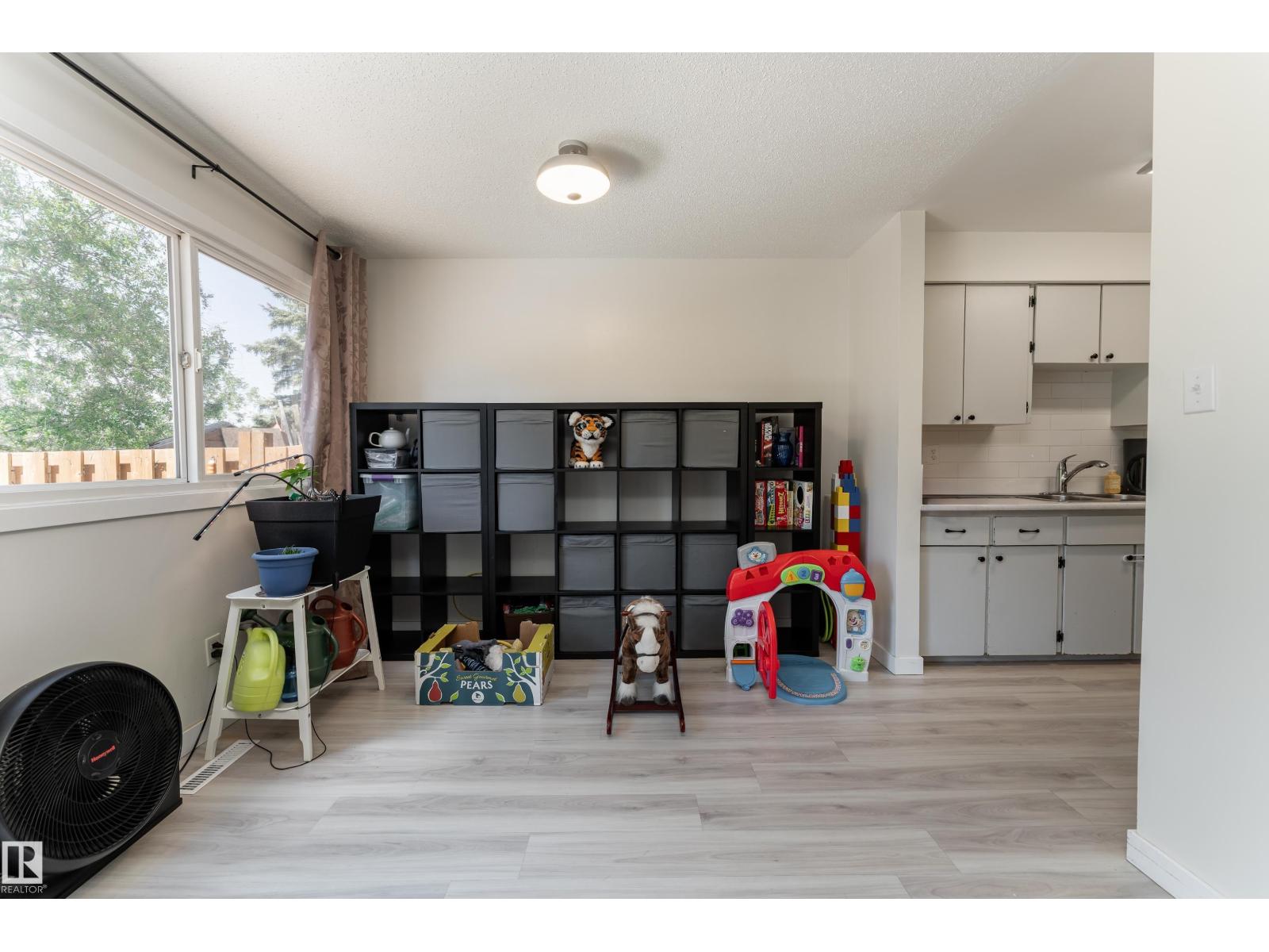 9 ROYAL RD NW — photo 12