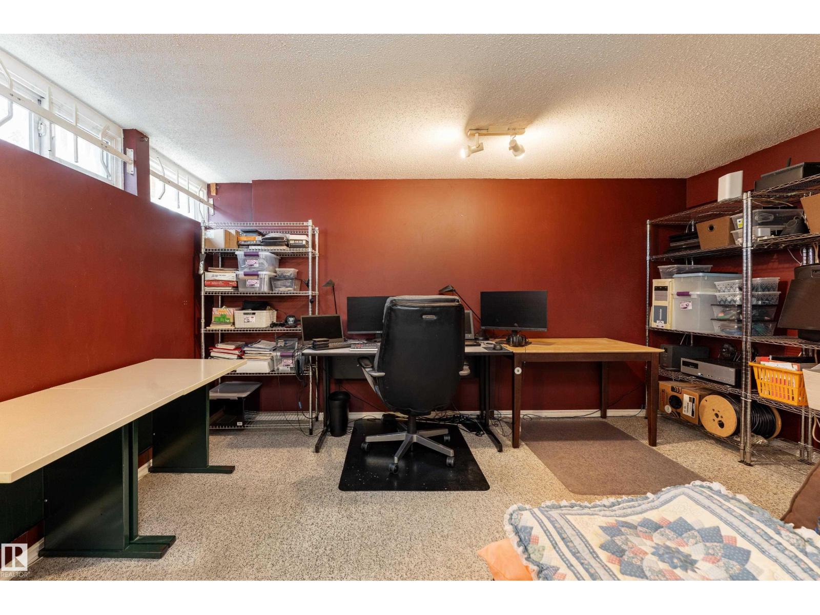9 ROYAL RD NW — photo 30