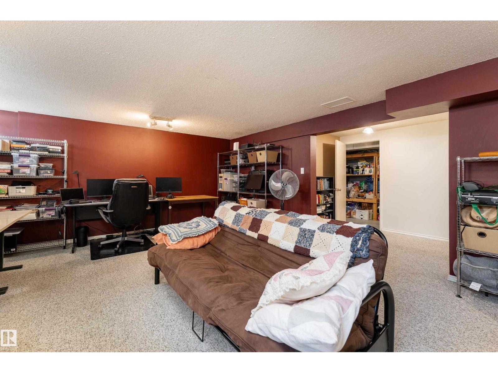 9 ROYAL RD NW — photo 31