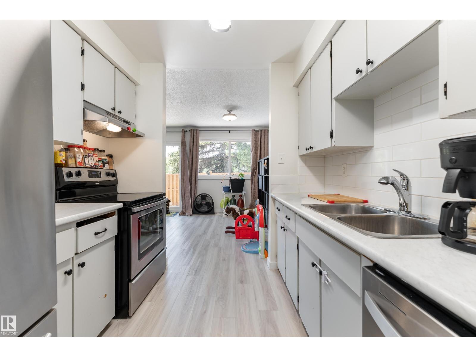 9 ROYAL RD NW - photo 5