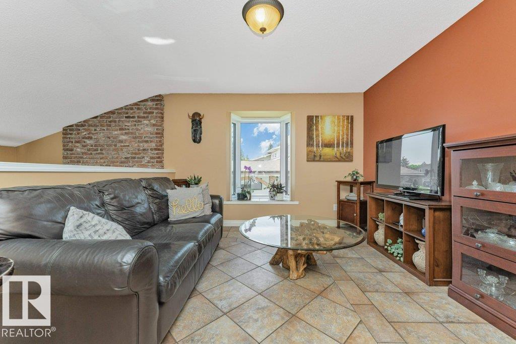 149 Greenoch CR NW — photo 17