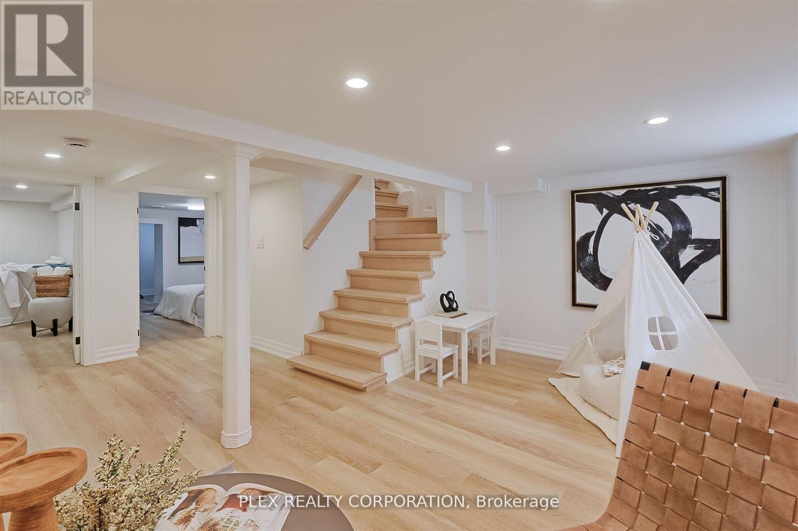 121 VIRGINIA AVENUE - 24