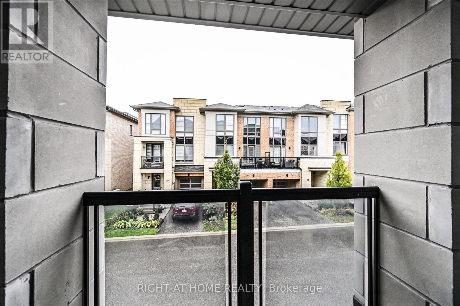 28 PALLOCK HILL WAY - 27