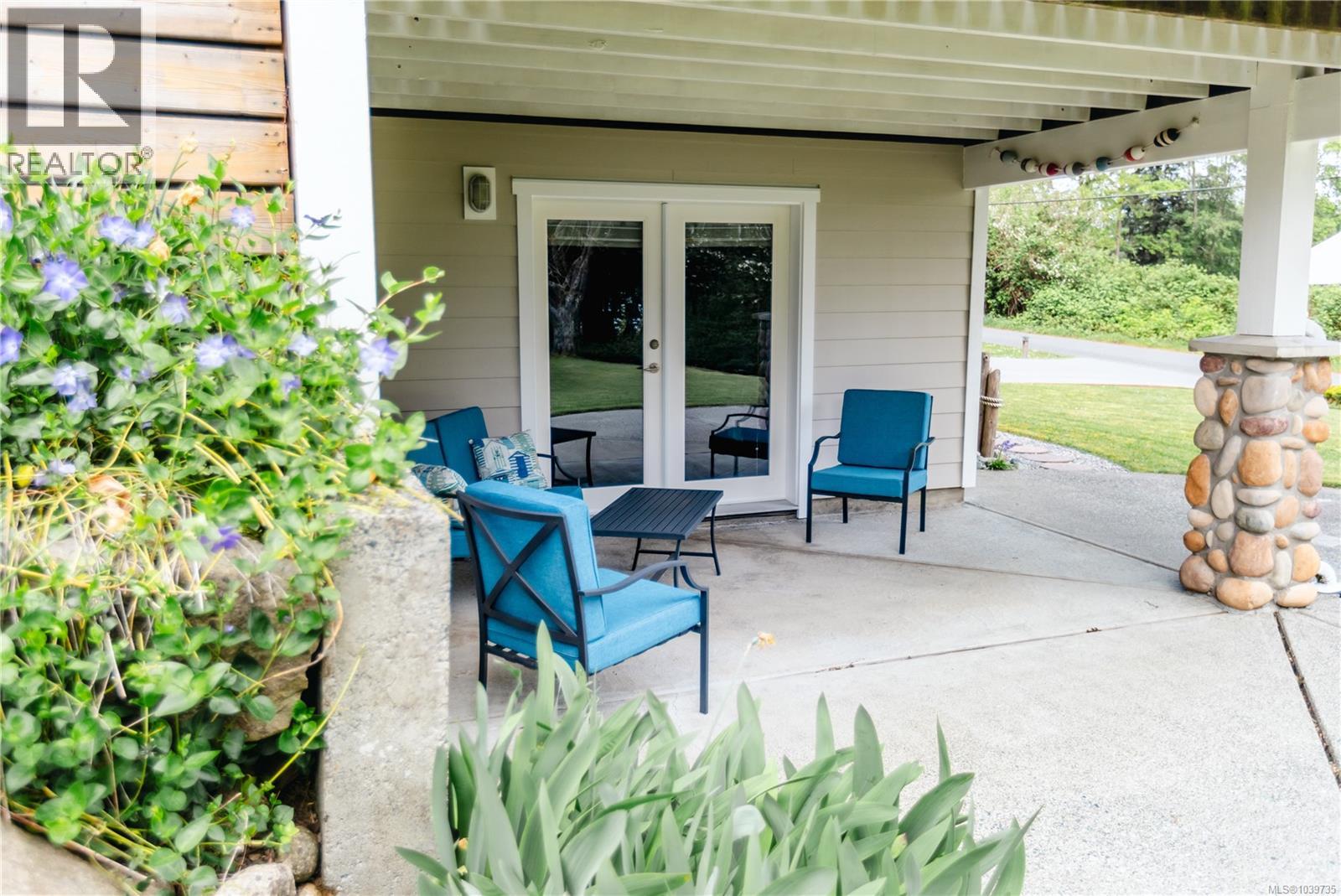 1569 Murdoch Rd - 75