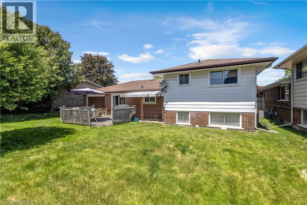 19 PIPPIN Drive - 32
