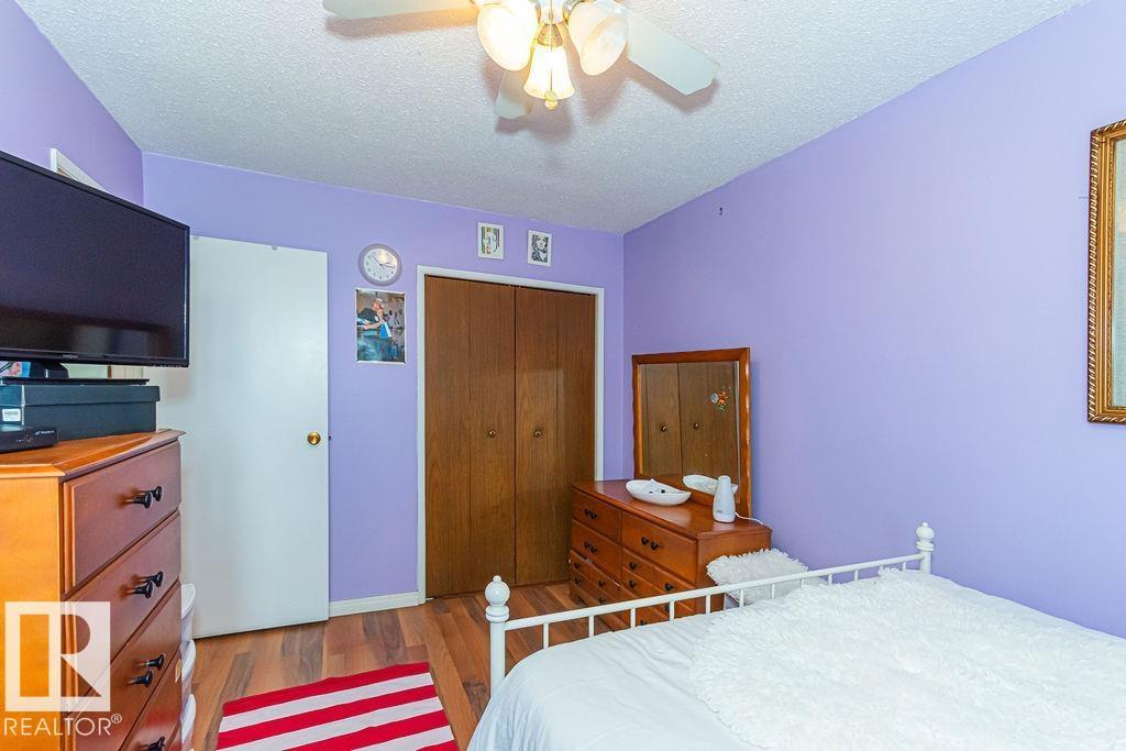 #6 3819 76 ST NW - 15