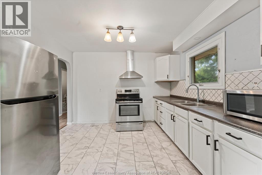 4065 Dougall - 10