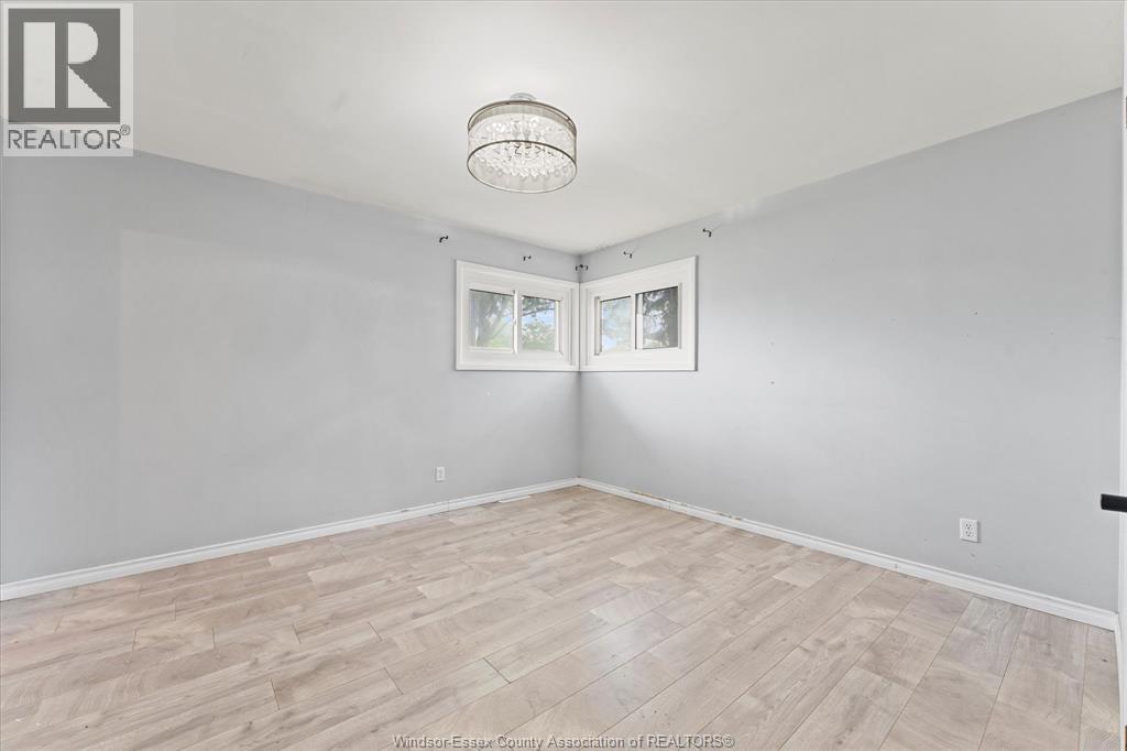 4065 Dougall - 13