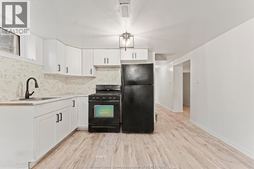 4065 Dougall - 21