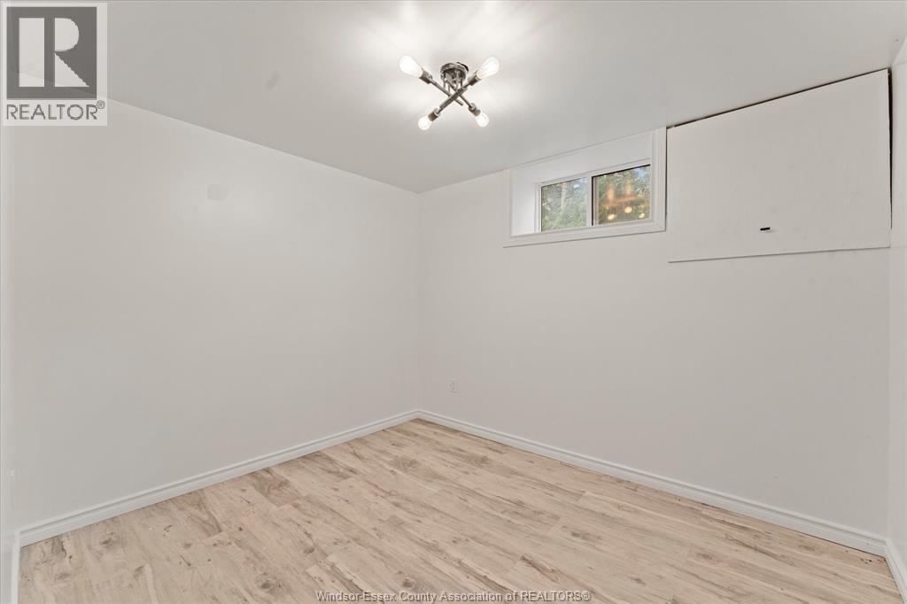 4065 Dougall - 23