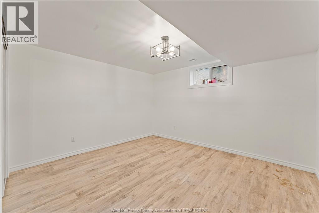 4065 Dougall - 26