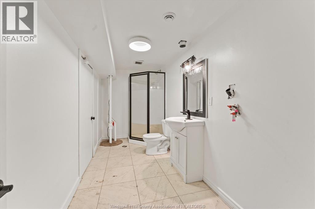 4065 Dougall - 27