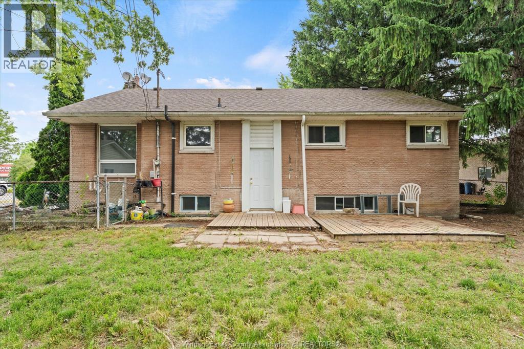 4065 Dougall - 29