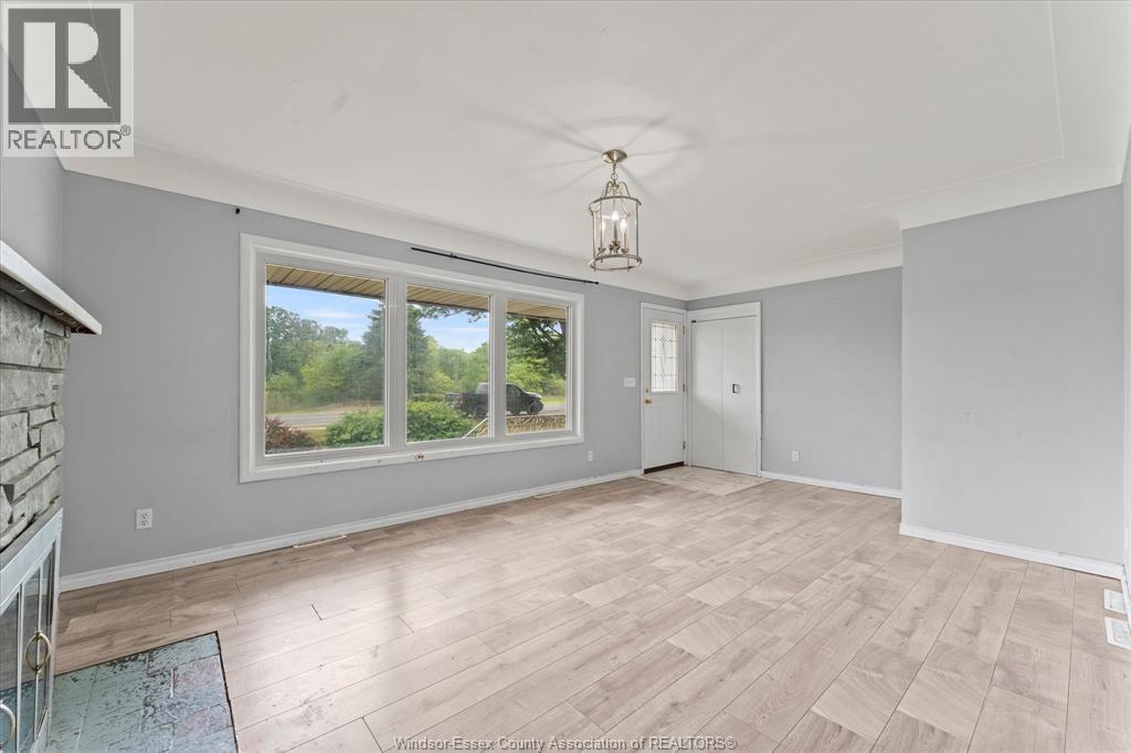 4065 Dougall - 8