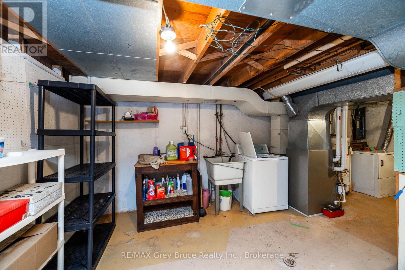 1068 11TH STREET E - 22