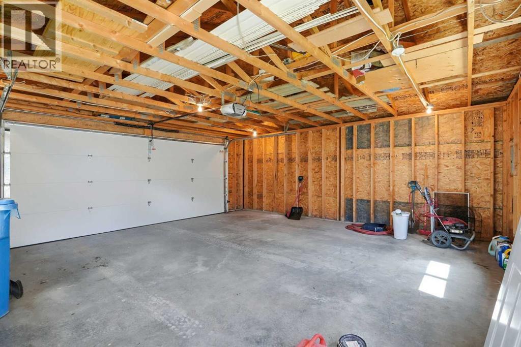 Oversized 21'x 21' Garage prefect for all your vehicles, toys and storage needs