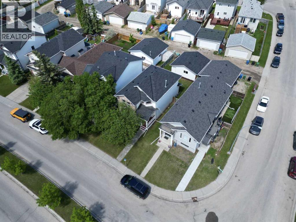 Ariel View of 20 Coventry Way NE