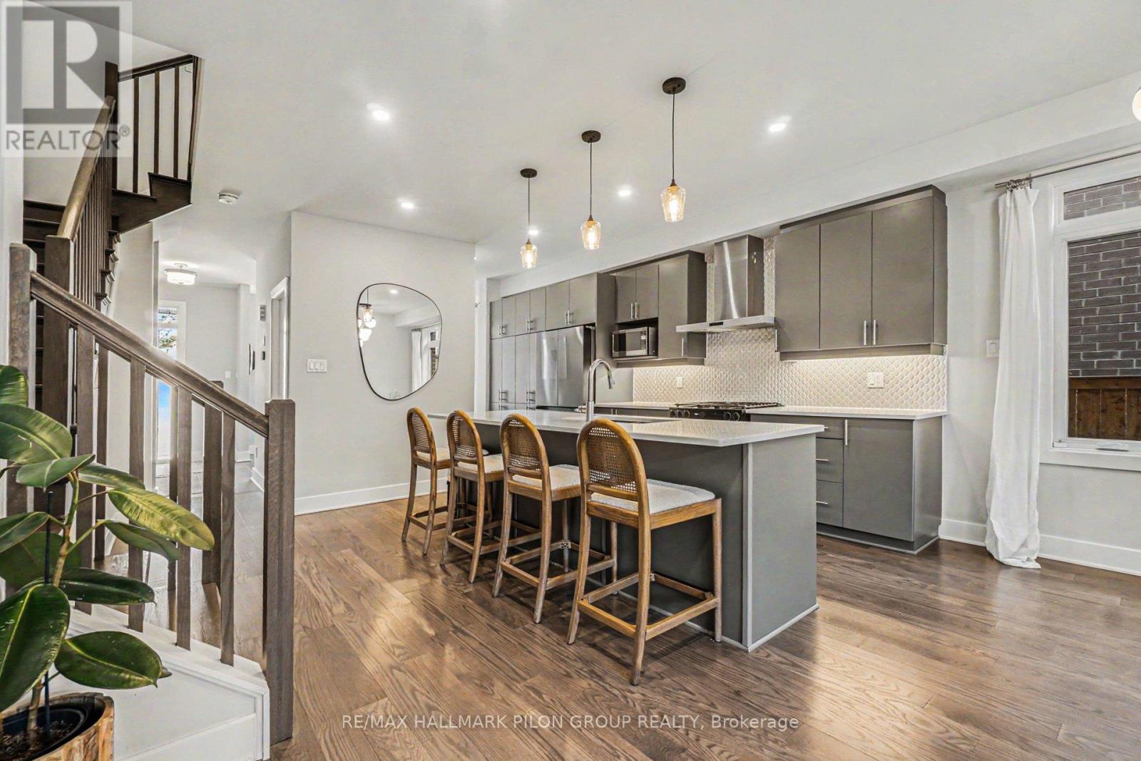 3 Bed, 4 Bath House for Rent in Ottawa – 618 MIKINAK ROAD, Ottawa – MLS# X13416904 - Image 13