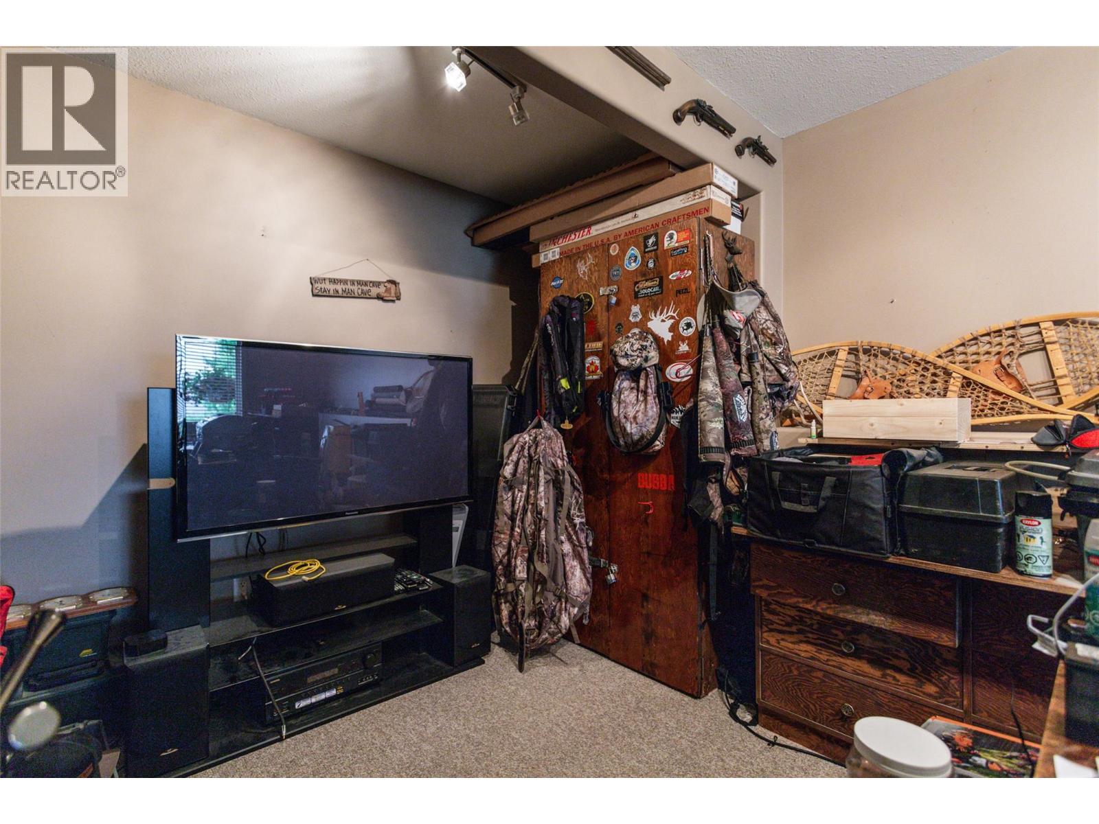 2838 Salish Road - 52