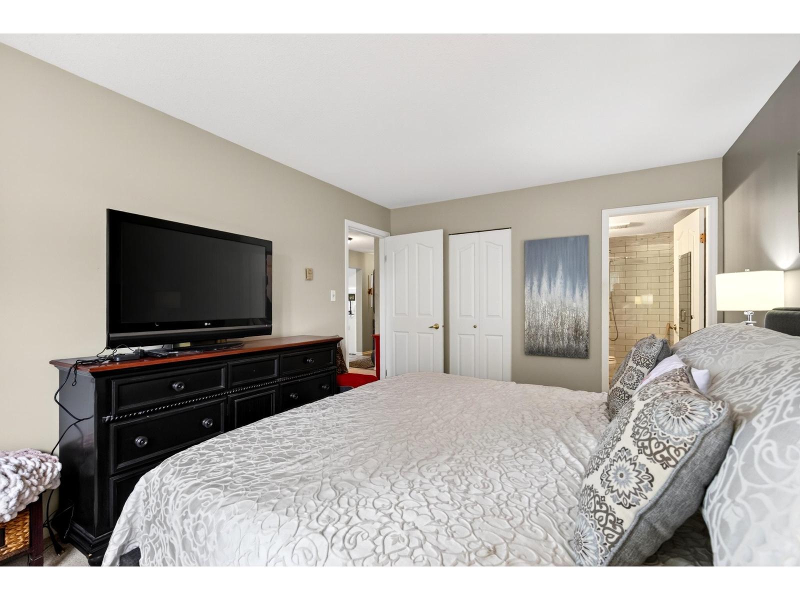 216 5360 205 STREET, Langley